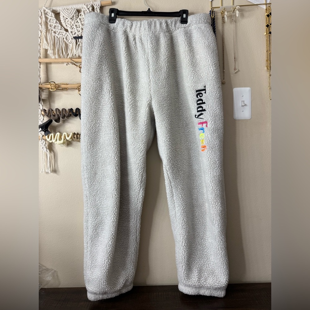 Teddy Fresh Sherpa Jogger Pants with Embroidered Detail 3XL